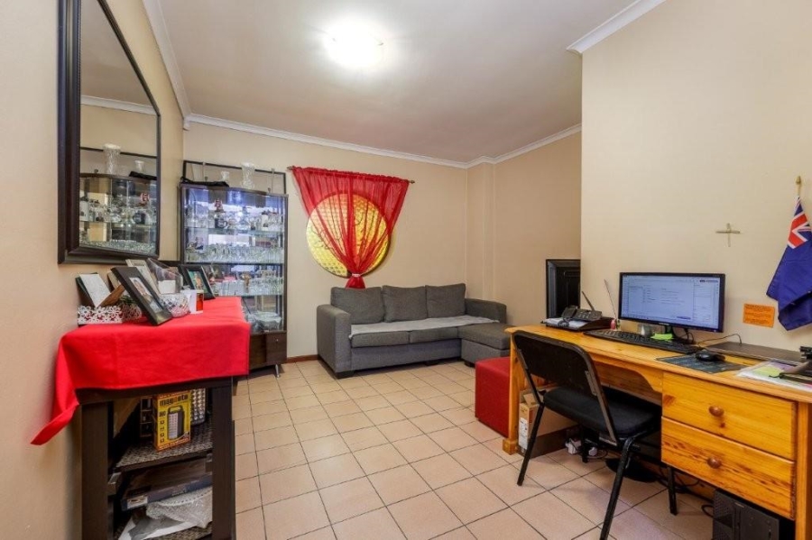 4 Bedroom Property for Sale in Soneike Western Cape